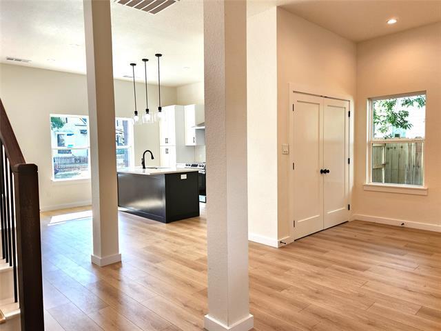 Photo - 1810 Fuller St