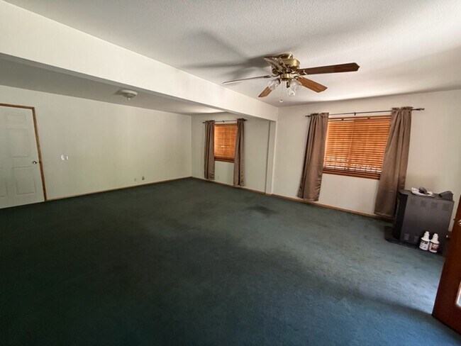 Photo - Move-In Ready 1-Bedroom Mountain Apartment with Private Driveway and Backyard