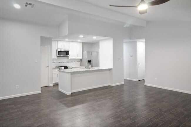 Photo - 28 E Brookberry Ct