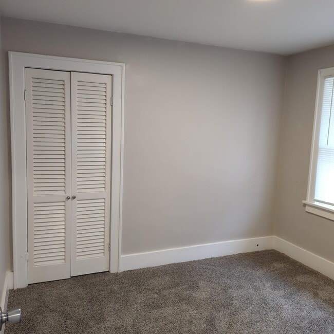 Photo - 2310 19th St SW