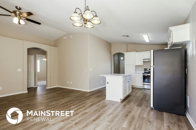 Photo - 8815 W Manzanita Dr