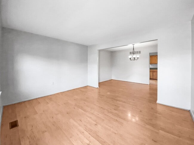 Photo - Bright & Spacious 3-Bedroom Townhome in Sought-After Rosedale/White Marsh!