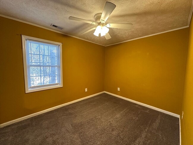 Photo - 2 Bedroom Duplex Near Ft. Bragg