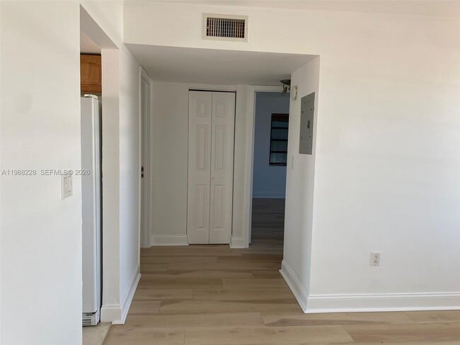 Photo - 7626 Byron Ave Unit 6