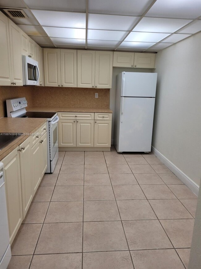 Photo - 7000 NW 186th St Unit 4-223
