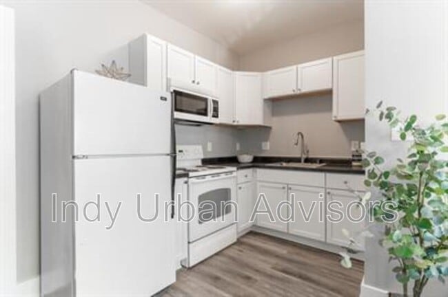 Photo - 2831 N Kenwood Ave Condo Unit 3