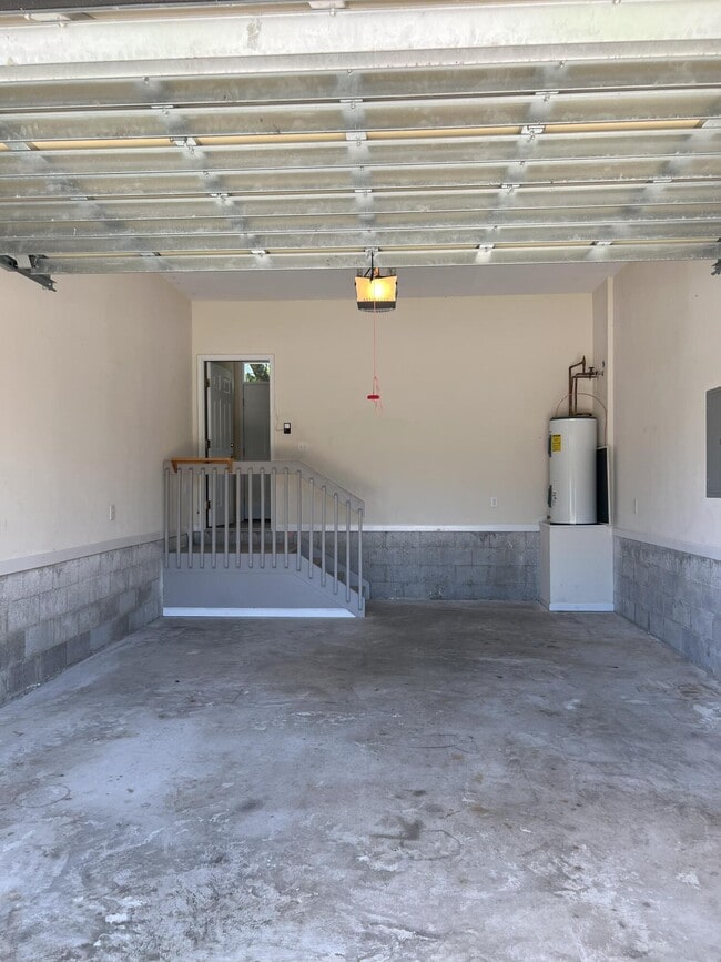 Photo - 1147 N Bayshore Dr