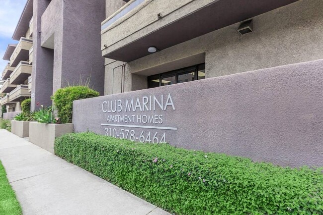 Club Marina Apartments