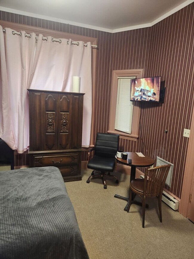 Photo - 132 State St Unidad Apt 1