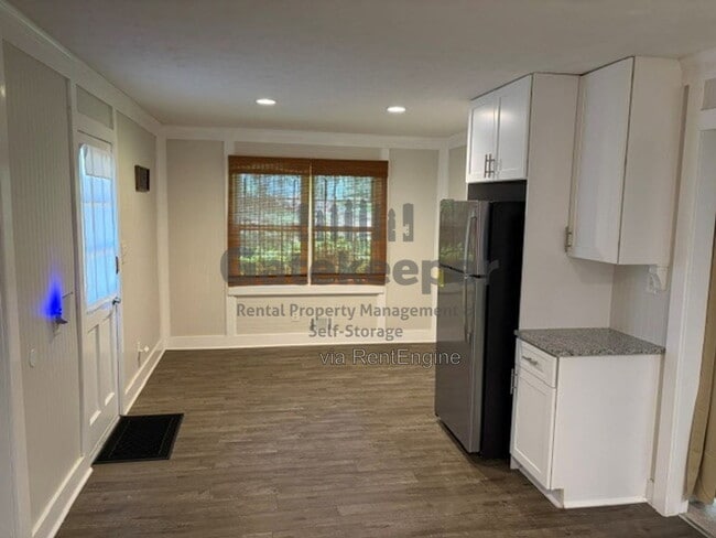 Photo - 120 Riley Ct