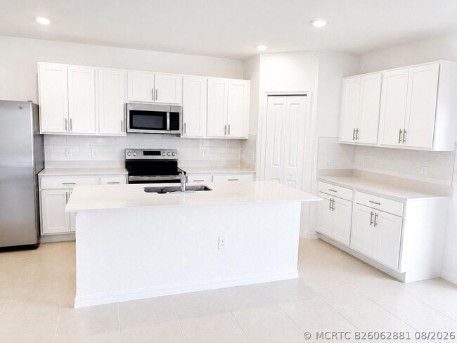 Photo - 16024 Palos Verdes St
