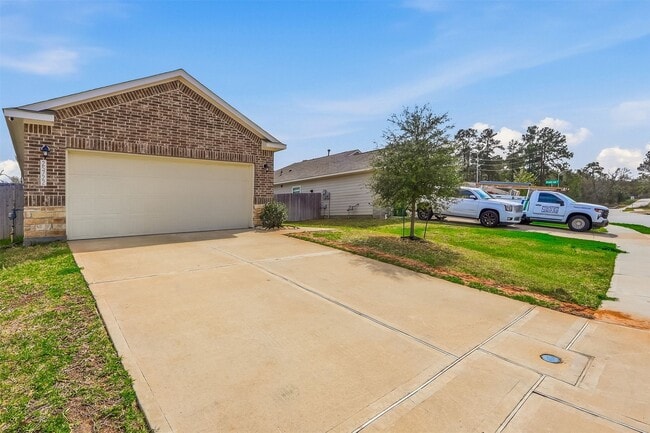 Photo - 25722 Hickory Pecan Trl