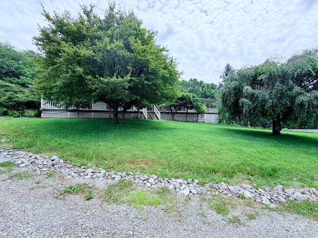 Photo - Secluded 3-Bedroom with Wrap-Around Porch -- Jonesborough