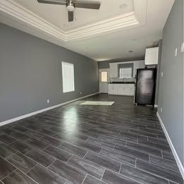 2922 W Driftwood St Unit 1