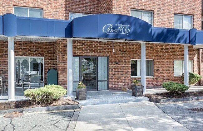 Photo - 230 Willard St Unit 108