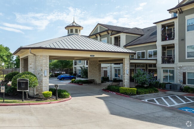 Entrada - Magnolia Trails