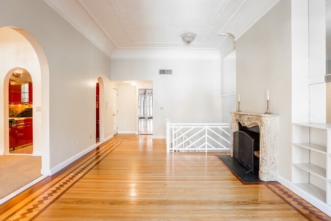 Photo - 327 Commonwealth Ave Unidad 2