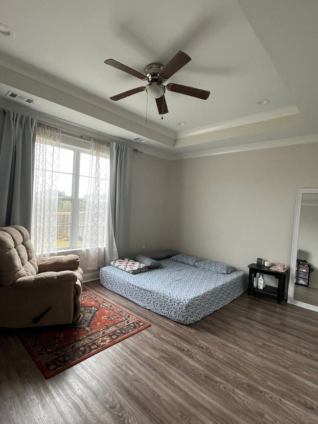 Photo - 204 Overcup Dr