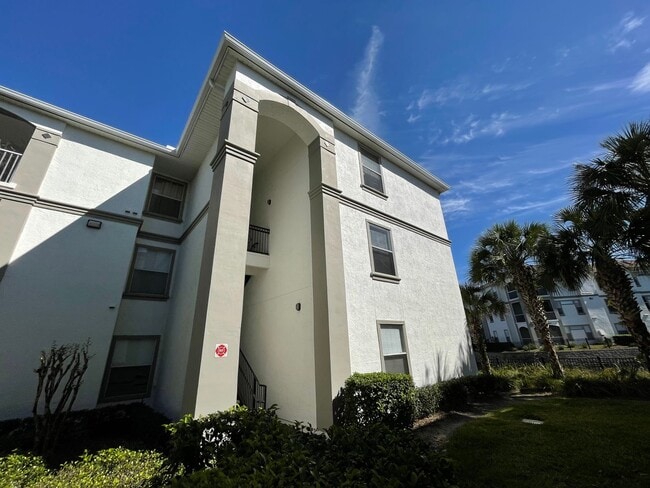 Building Photo - Water View!! 4 Bedroom/2 Bath Orlando Condo in Bella Terra! Unit 11207
