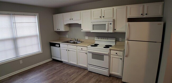 Photo - 3871 Banyan Dr