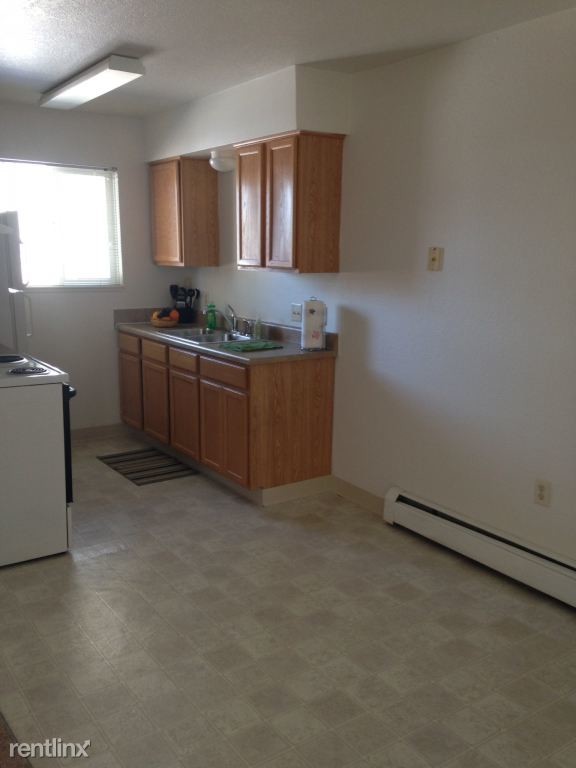 Kitchen - White Pine Manor