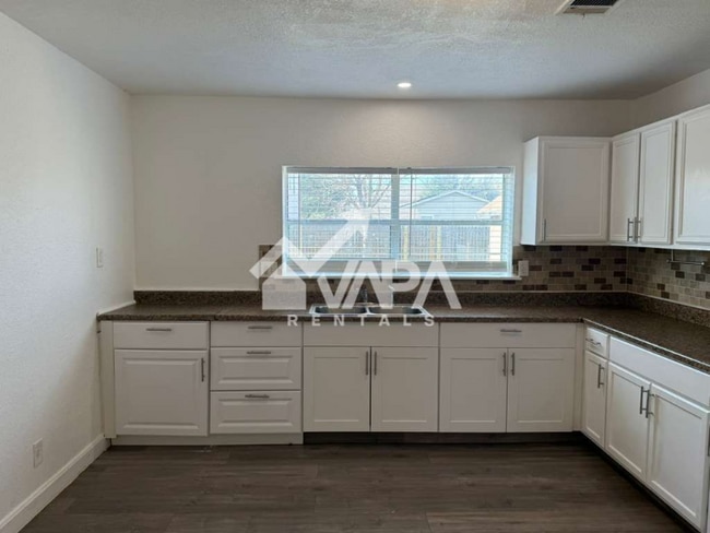 Photo - 4743 Georges Farm