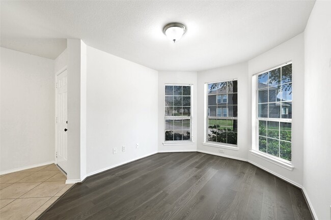Photo - 11927 Shallow Oaks Dr