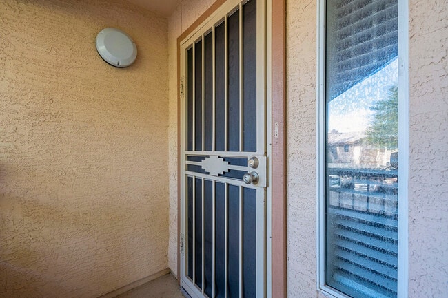 Photo - 9736 N 95th St Unit 226