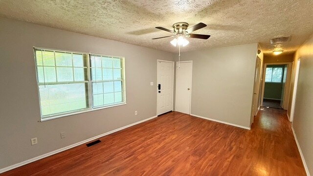 EAST SIDE 3 BEDROOM RANCH AVAILABLE NOW!