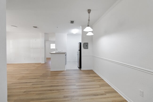 Photo - 3599 Conroy Rd