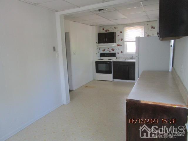 Photo - 17 Player Ave