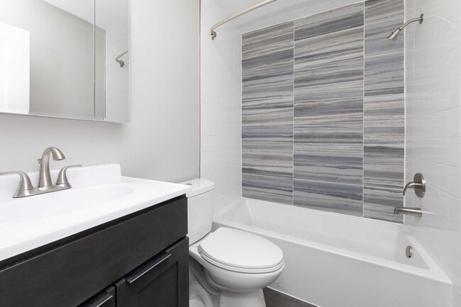 Photo - St. Laurent Apartments