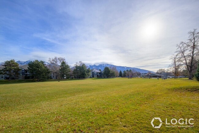 Photo - 7808 S 1000 E Unidad 1