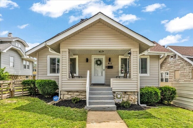 Building Photo - 411 Lawn Ave Rental