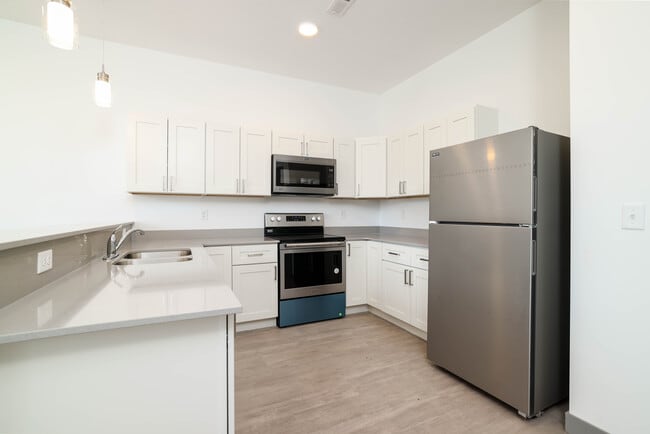 Building Photo - The Bank