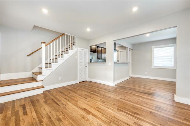 Photo - 704 Cedar Hill Ave Townhome