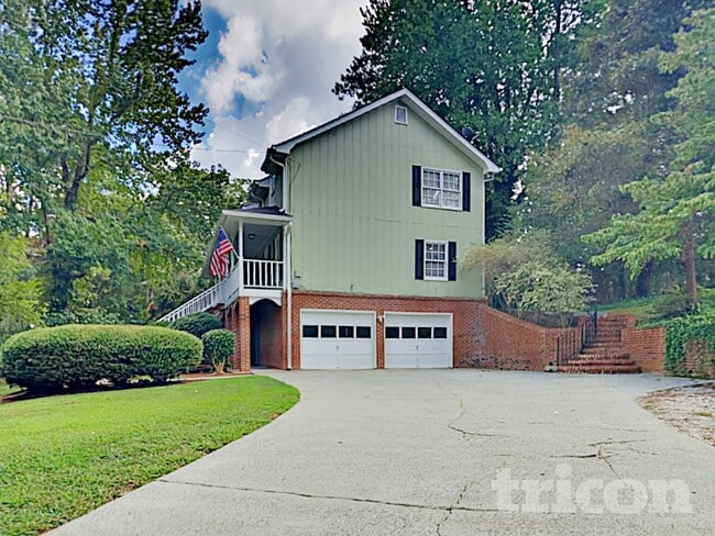 Photo - 1516 Maple Ridge Dr