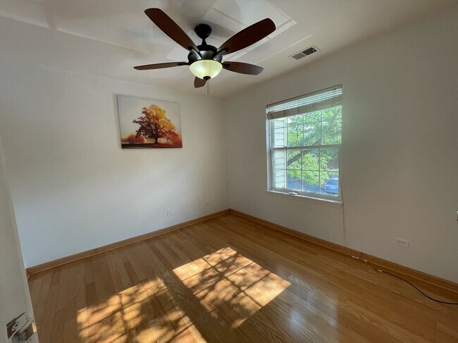 Photo - 1251 Wyndham Dr Unit 203