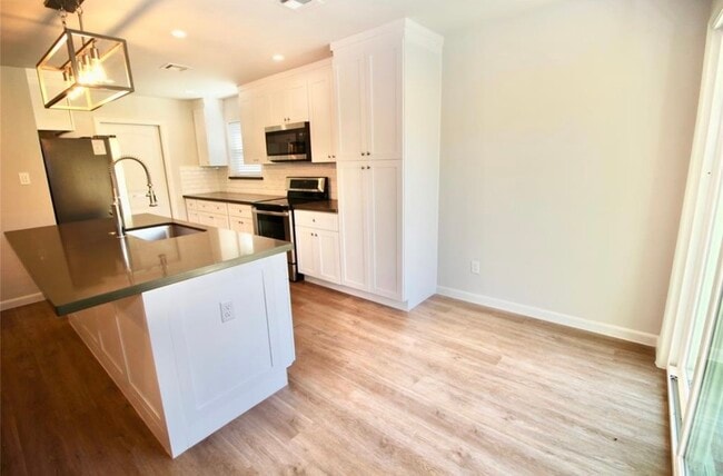 Photo - 407 Morningside Dr