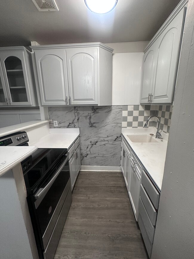 Photo - Great Mills Road #22