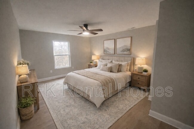 Photo - 2224 Langley Ave