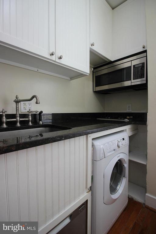 Photo - 3237 N St NW Unidad 15