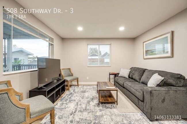 Photo - 508 Southway Dr Unit 3