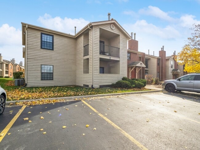 Building Photo - 2048 N Rand Rd Unit 101 Rental