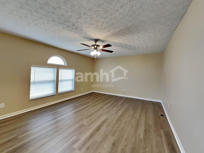 Photo - 5568 Conn House Dr