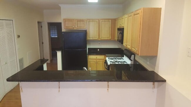Kitchen - New Granite Countertop - 1619 12th St NW Unit 1st Floor