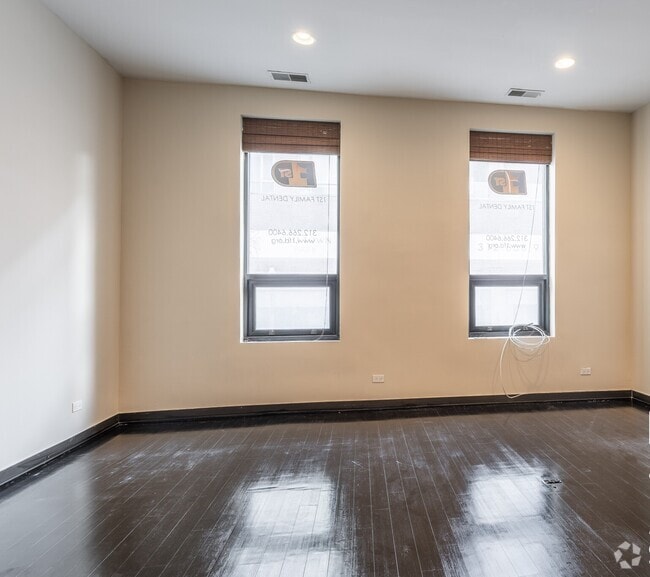 Building Photo - 206 W Division St Unit 2F Rental