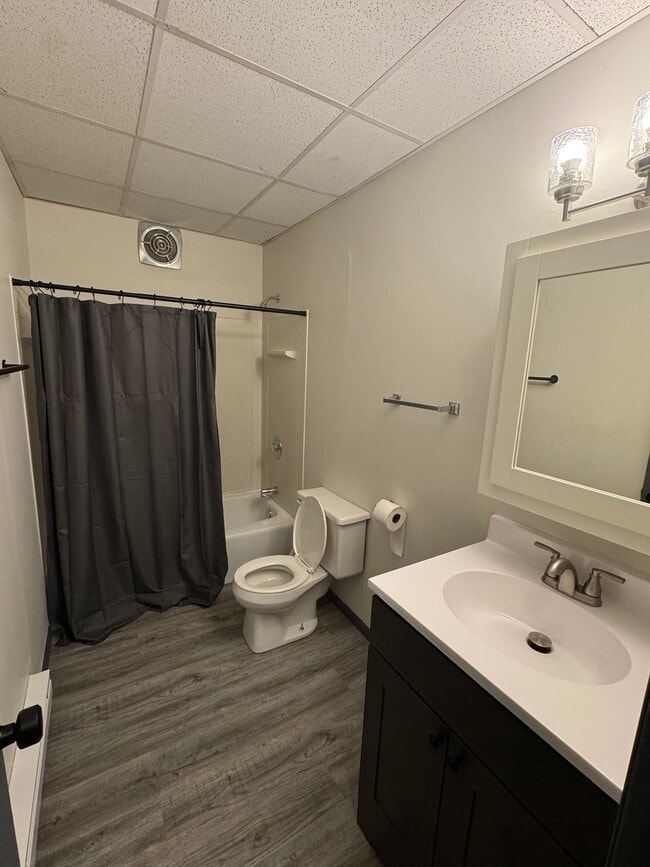 901 Walnut Ave Unit D