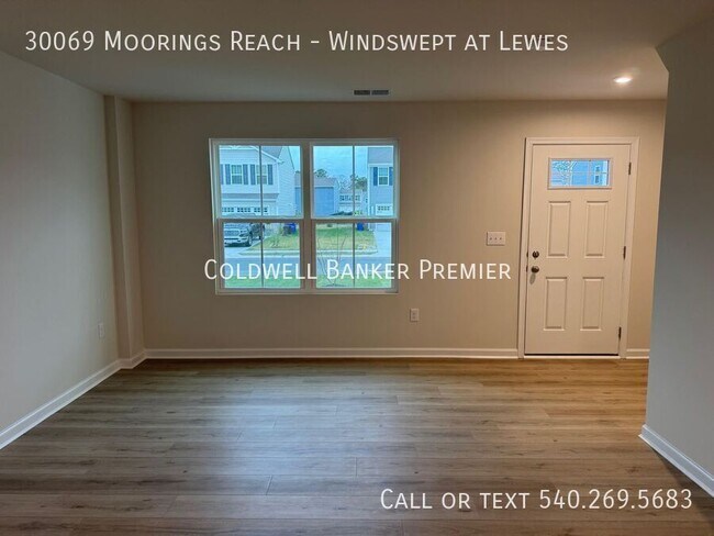 30069 Moorings Reach