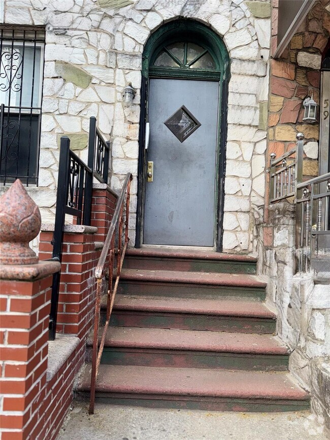 Building Photo - 57 E 94th St Rental